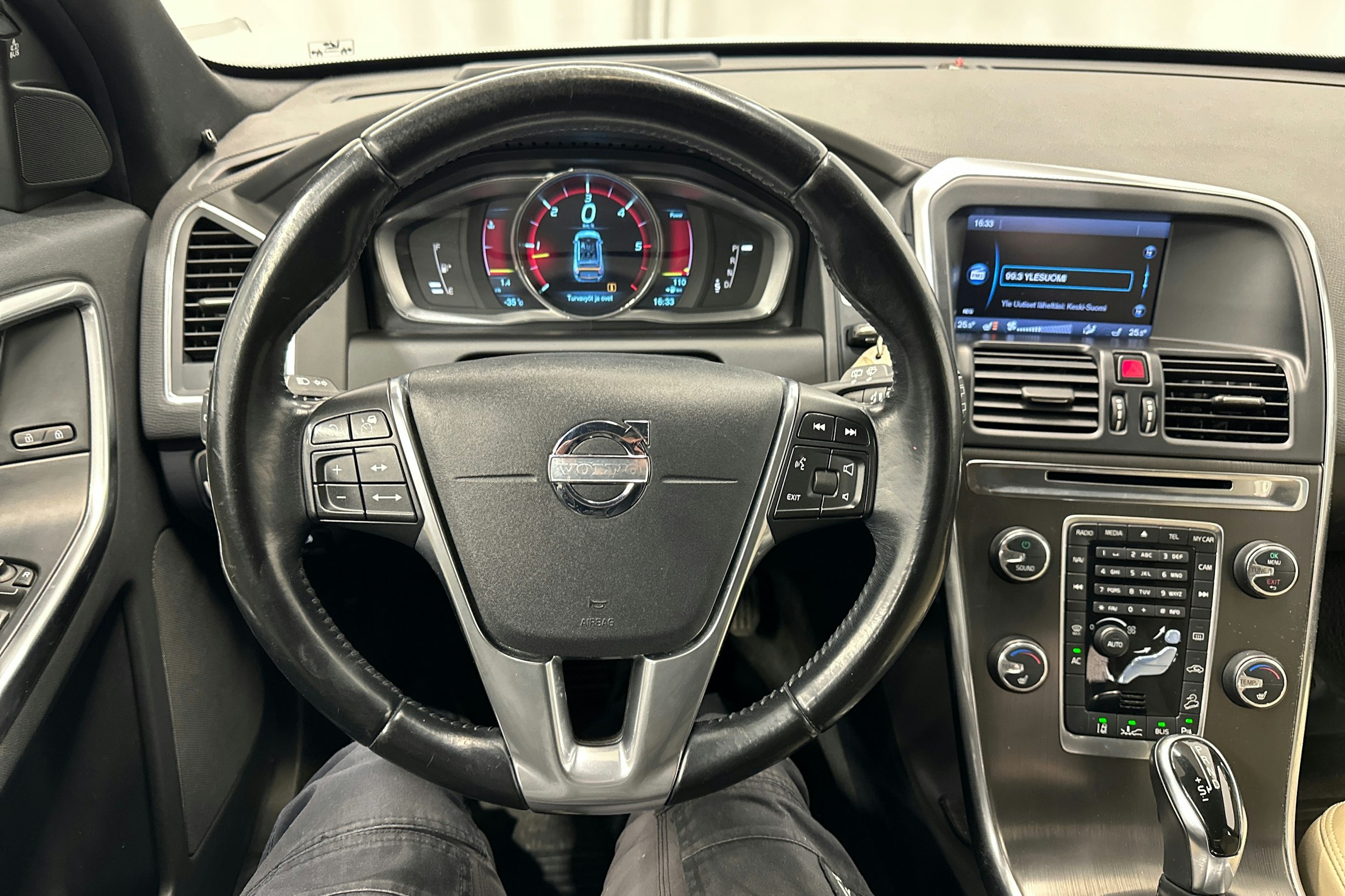 hopea Volvo XC60 2014 kuva 12.