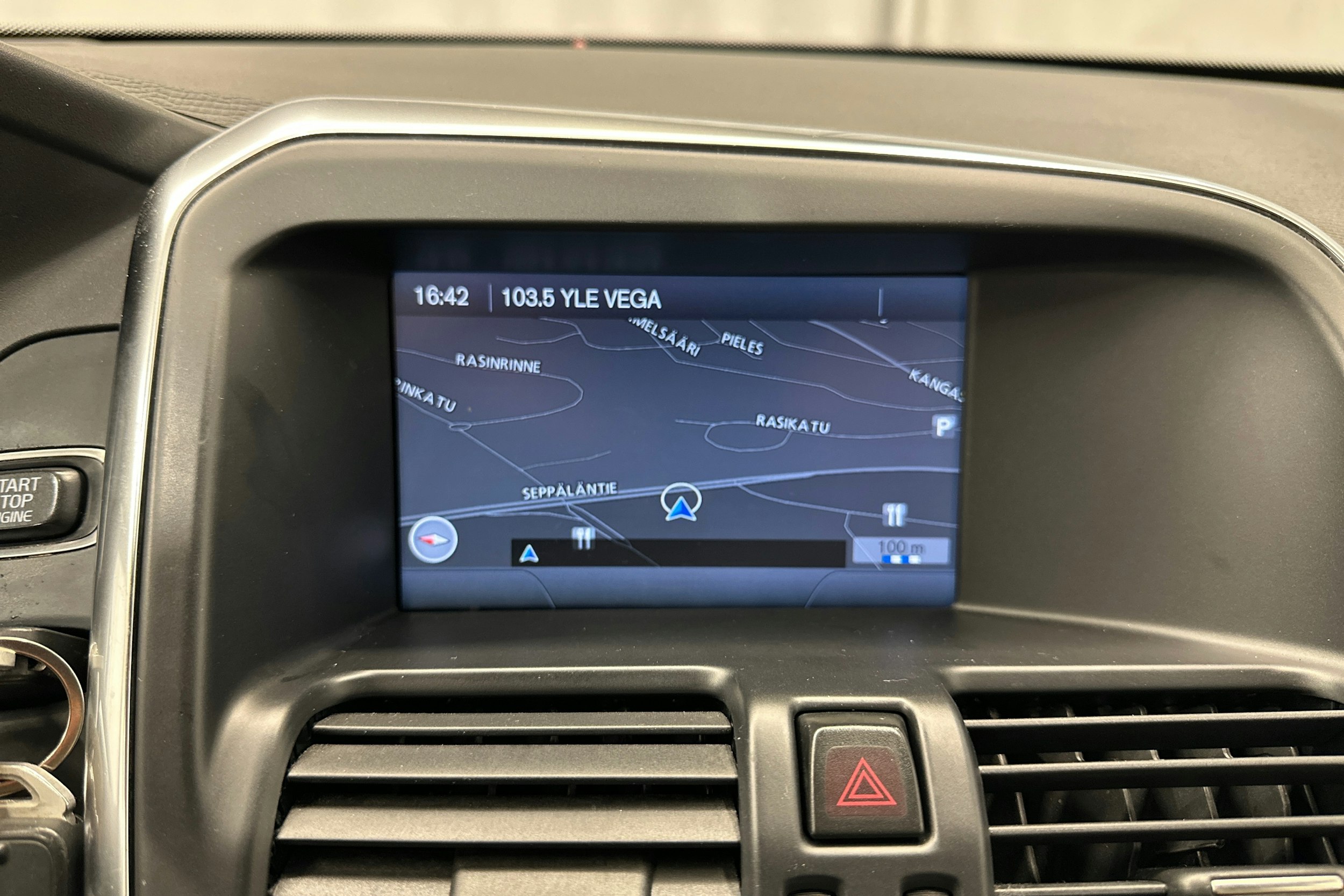 hopea Volvo XC60 2014 kuva 21.