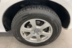 valkoinen Volvo XC60 2014 kuva 10.