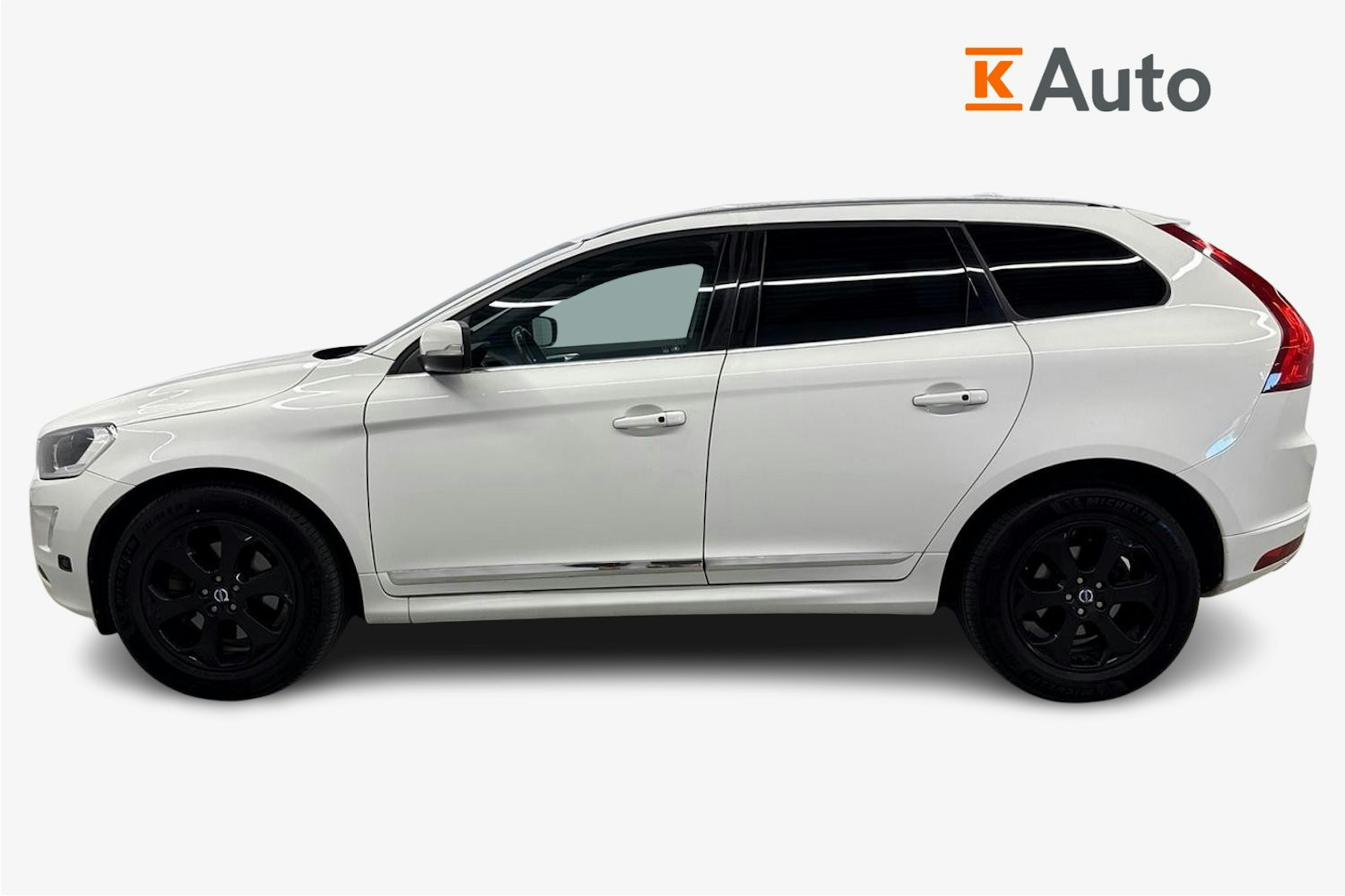 valkoinen Volvo XC60 2014 kuva 5.