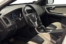 valkoinen Volvo XC60 2014 kuva 6.