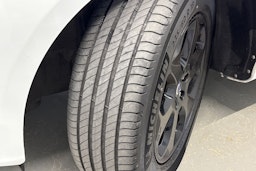 valkoinen Volvo XC60 2014 kuva 10.