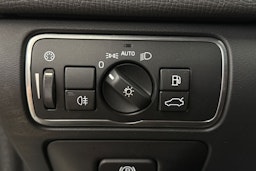 valkoinen Volvo XC60 2014 kuva 13.