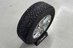 valkoinen Volvo XC60 2014 kuva 26.