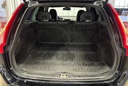 musta Volvo XC60 2014 kuva 11.