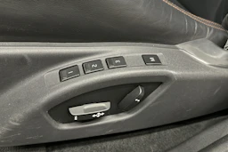 musta Volvo XC60 2014 kuva 14.