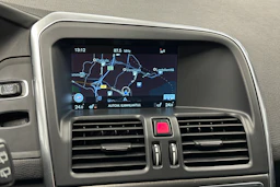 musta Volvo XC60 2014 kuva 21.