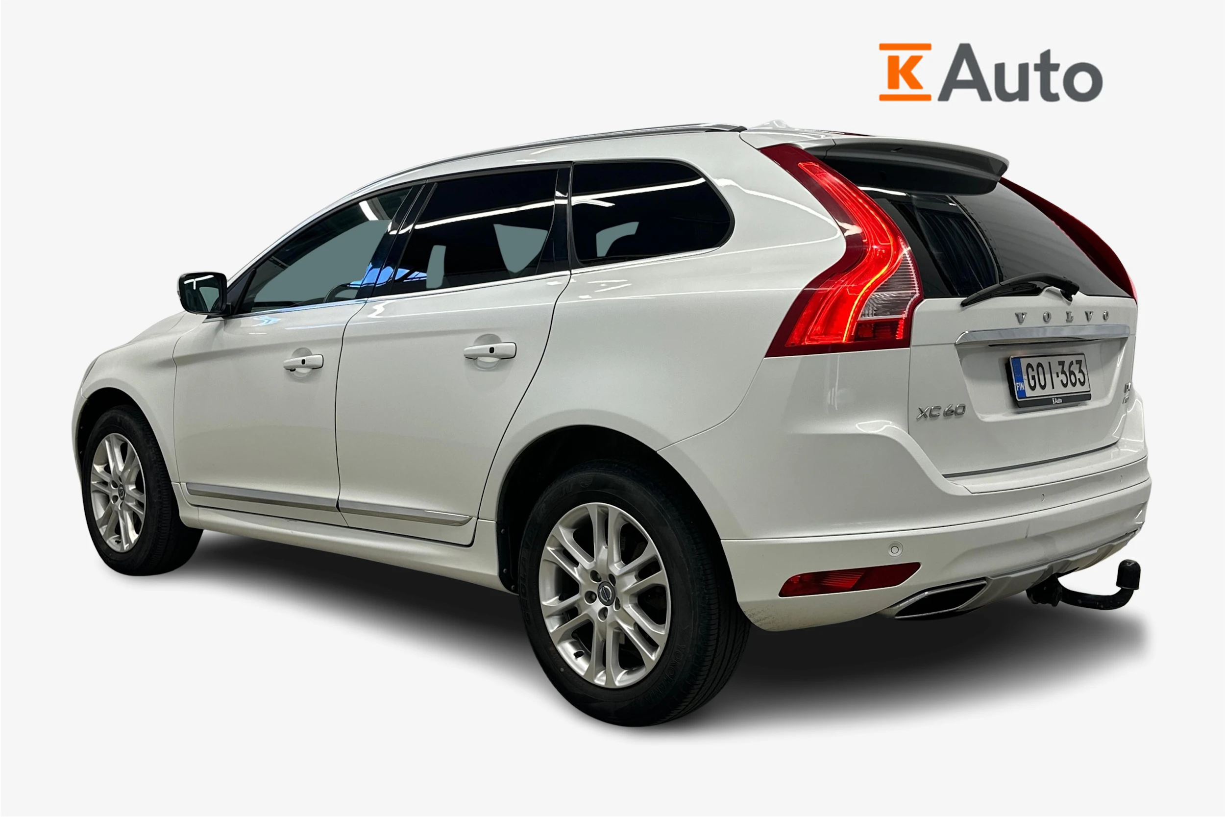 valkoinen Volvo XC60 2014 kuva 2.