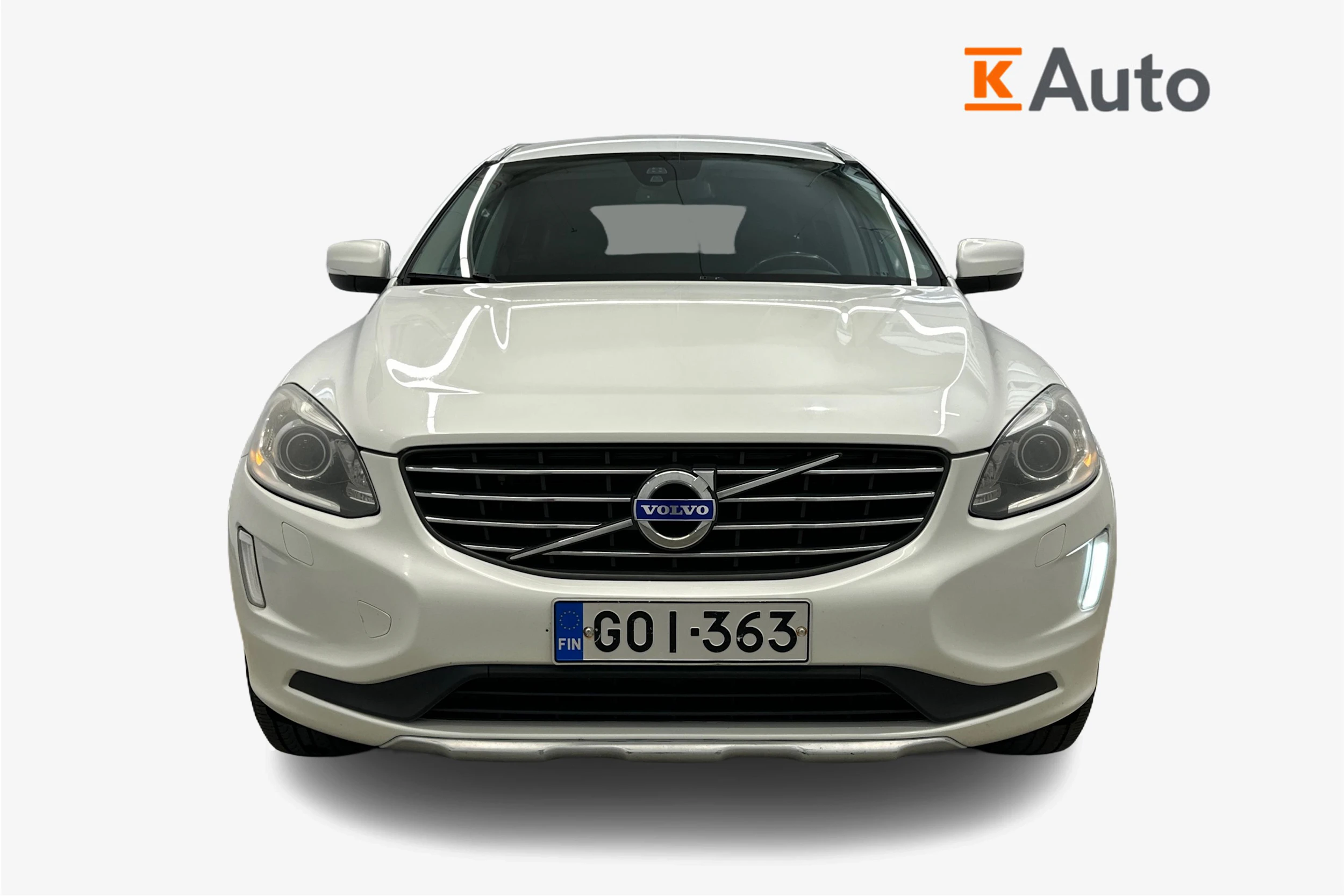 valkoinen Volvo XC60 2014 kuva 4.