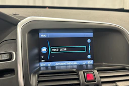 valkoinen Volvo XC60 2014 kuva 18.