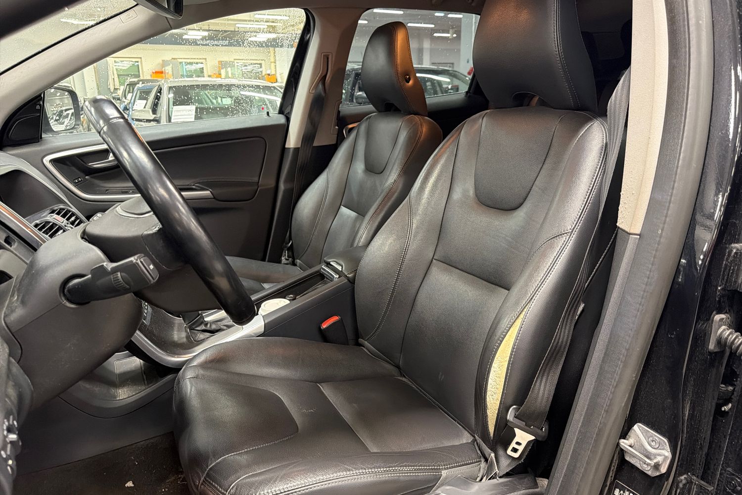 Volvo XC60 D4 AWD Business Summum aut 2014, kuva 4/9