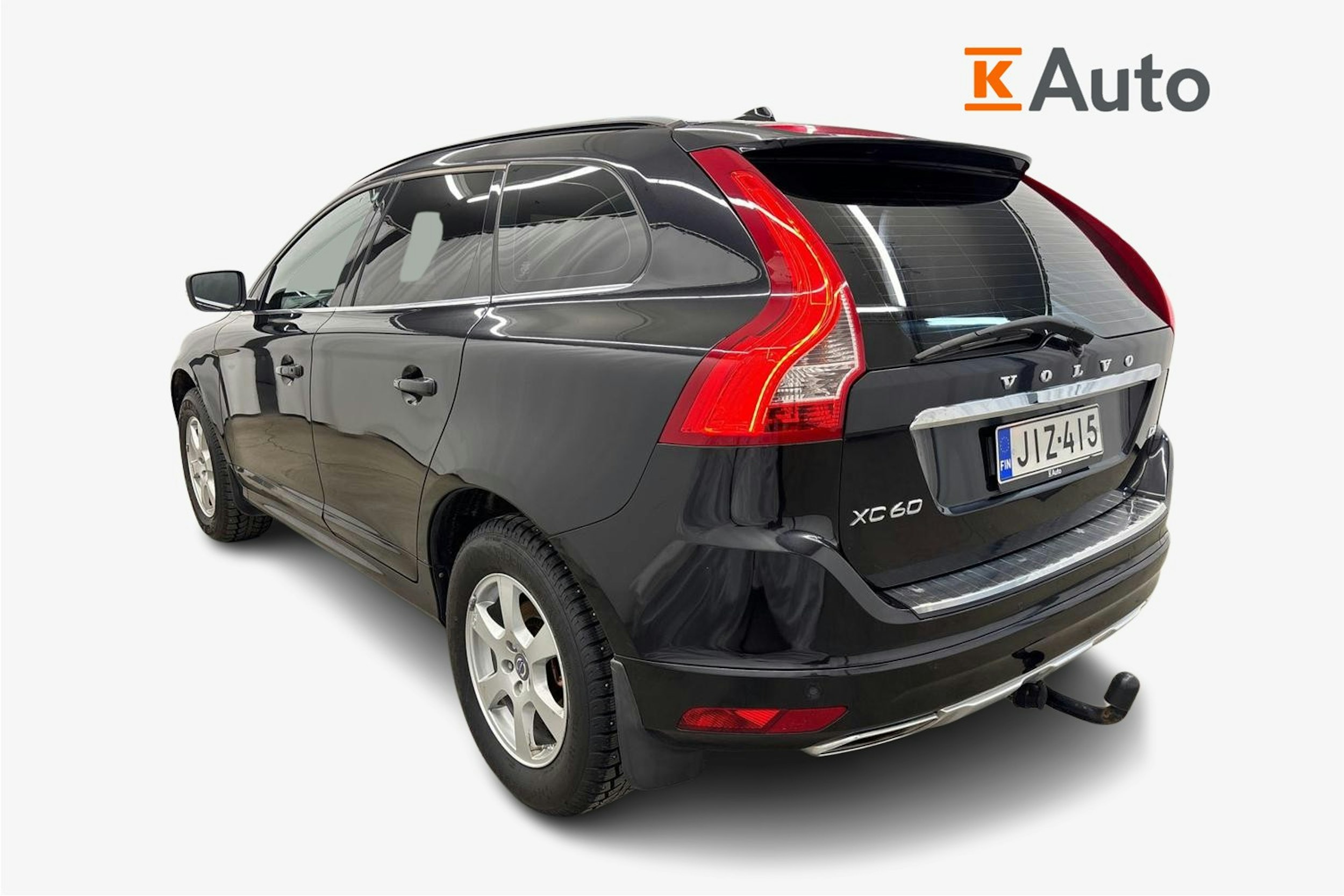 musta Volvo XC60 2015 kuva 2.