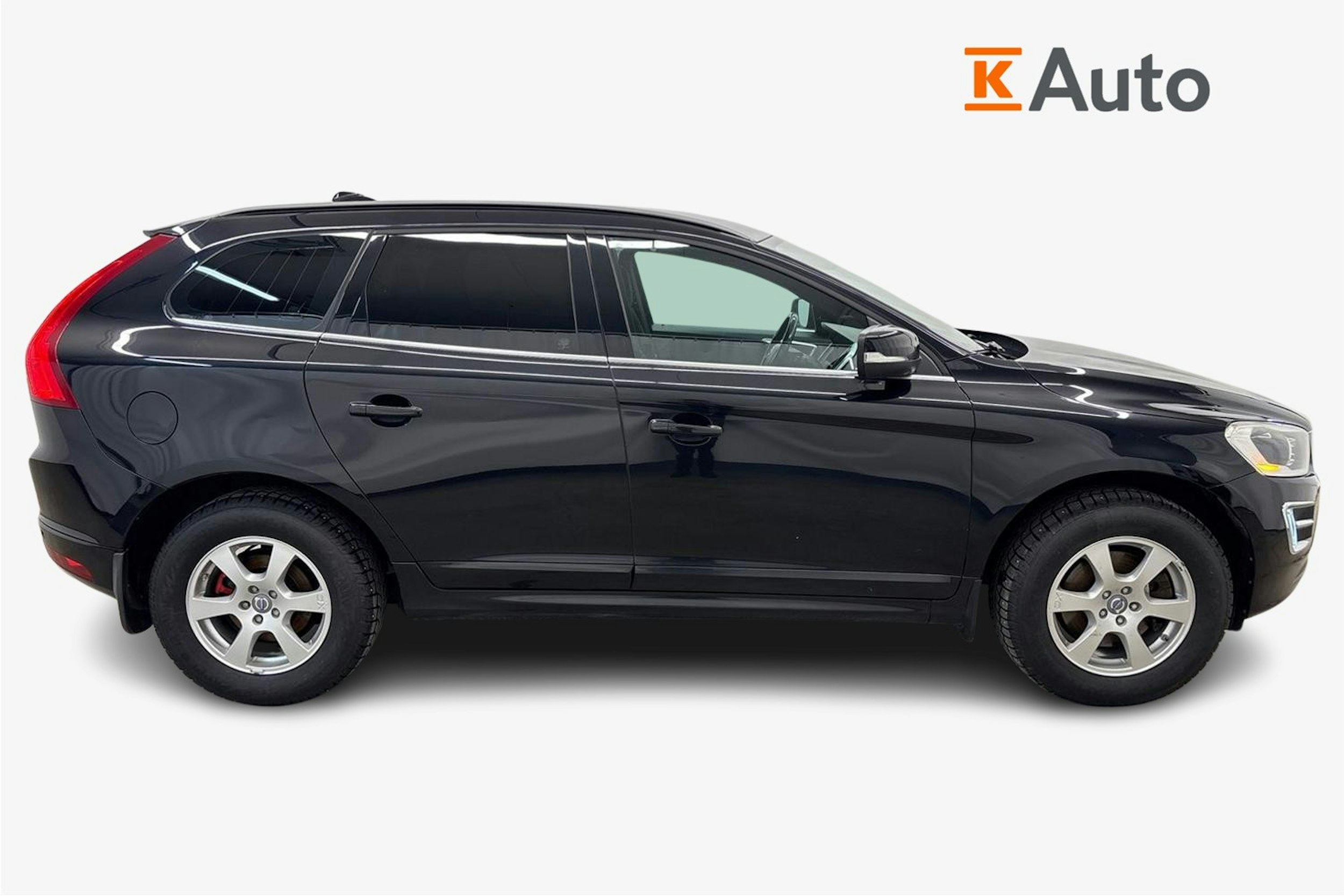 musta Volvo XC60 2015 kuva 6.