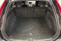 musta Volvo XC60 2015 kuva 14.