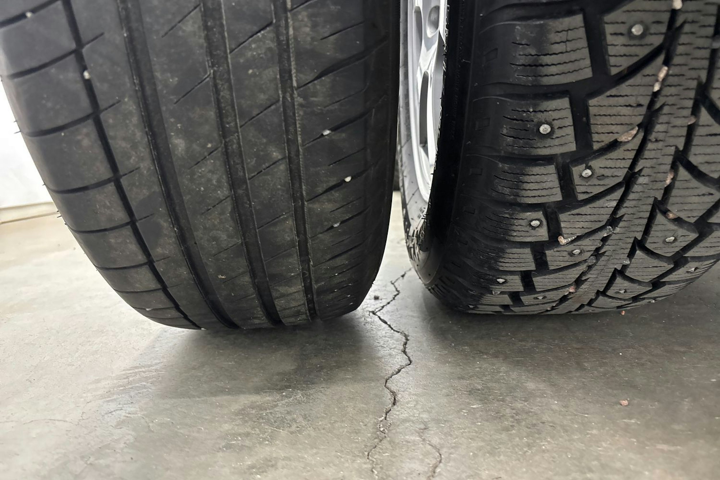 musta Volvo XC60 2015 kuva 16.