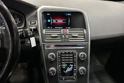 ruskea (beige) Volvo XC60 2015 kuva 16.