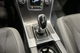 ruskea (beige) Volvo XC60 2015 kuva 18.