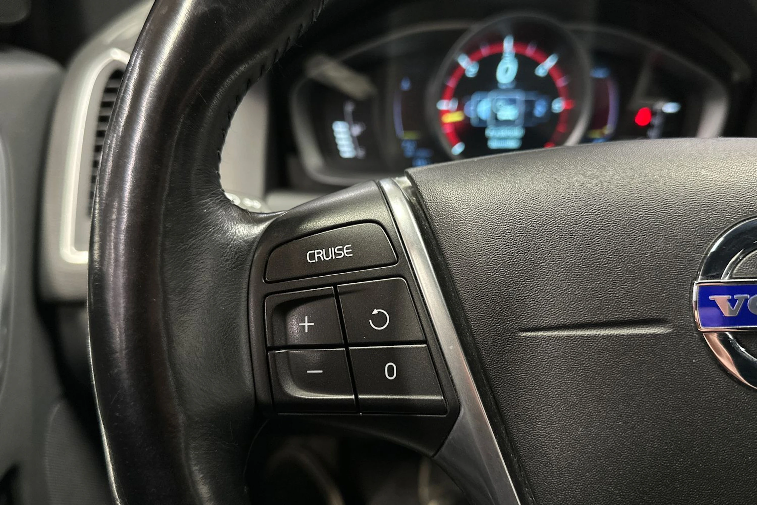 ruskea (beige) Volvo XC60 2015 kuva 22.