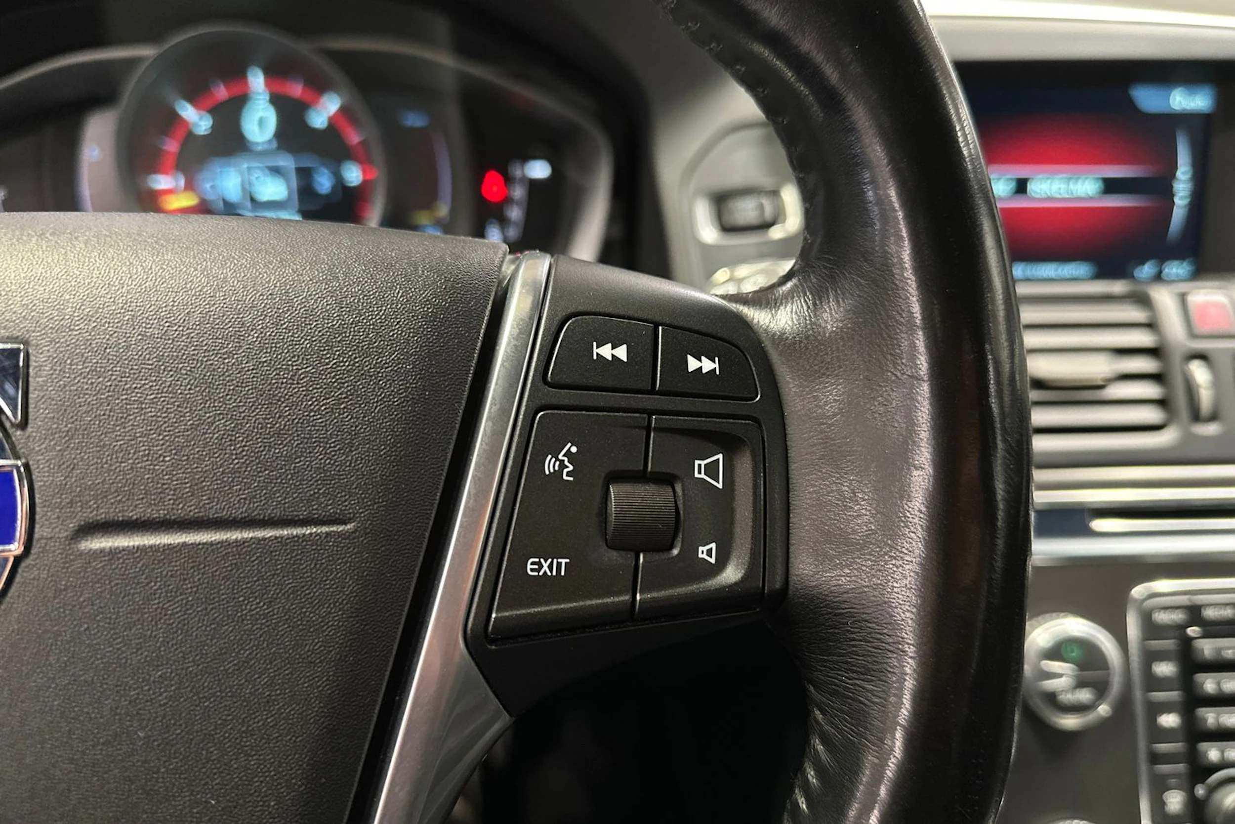 ruskea (beige) Volvo XC60 2015 kuva 23.