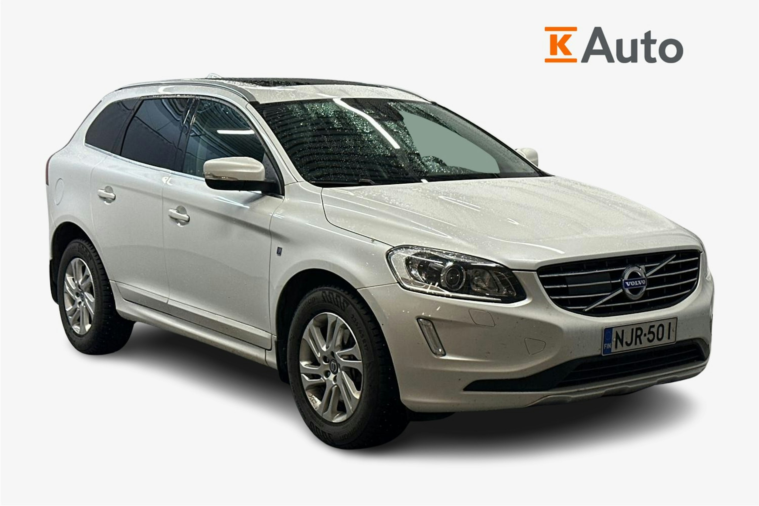valkoinen Volvo XC60 2014 kuva 1.