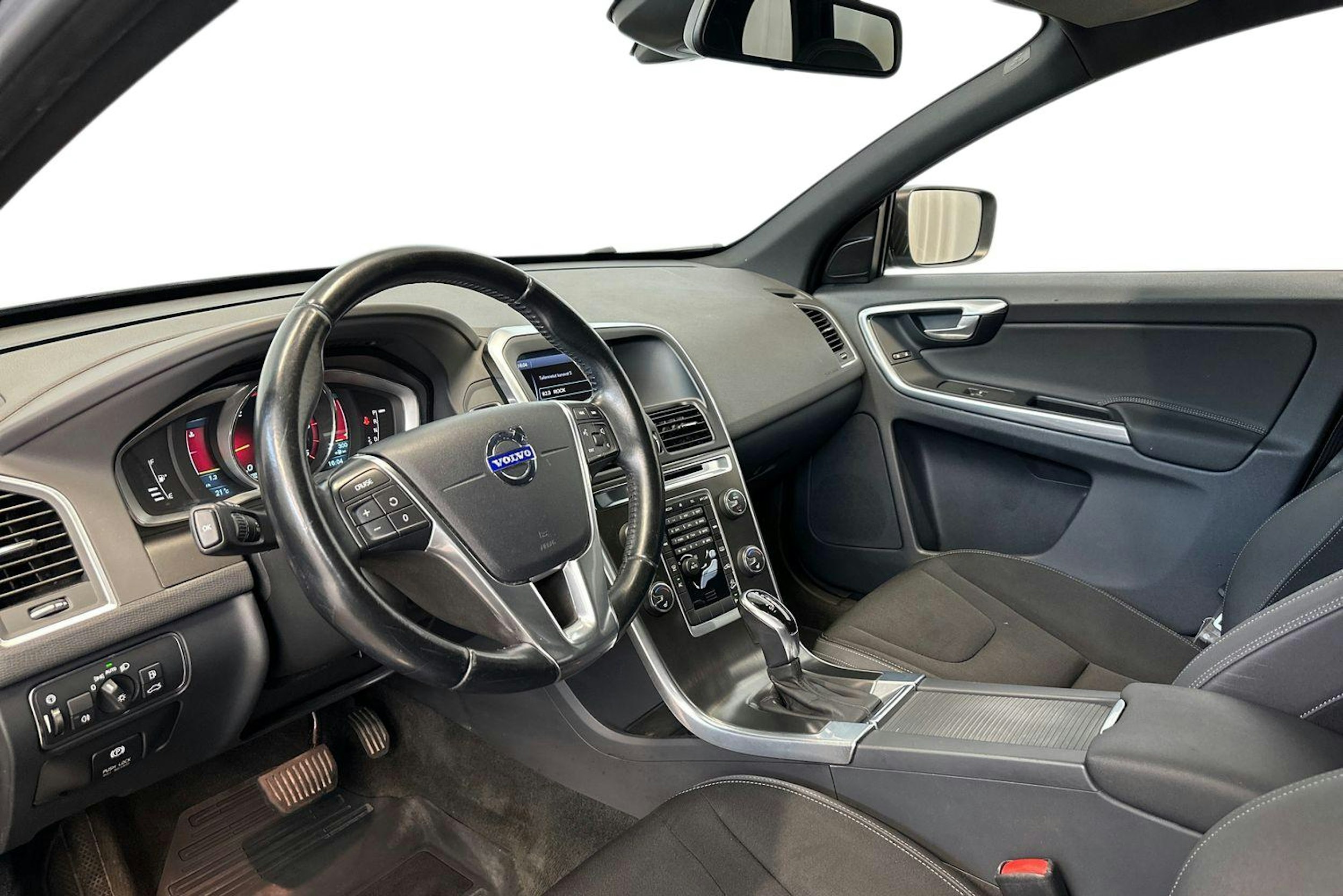 musta Volvo XC60 2014 kuva 7.
