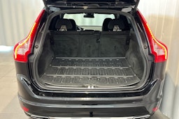 musta Volvo XC60 2014 kuva 16.