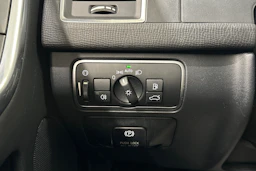 valkoinen Volvo XC60 2014 kuva 20.