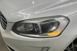 valkoinen Volvo XC60 2014 kuva 27.