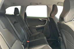 valkoinen Volvo XC60 2014 kuva 9.