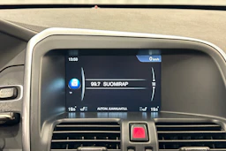 valkoinen Volvo XC60 2014 kuva 17.