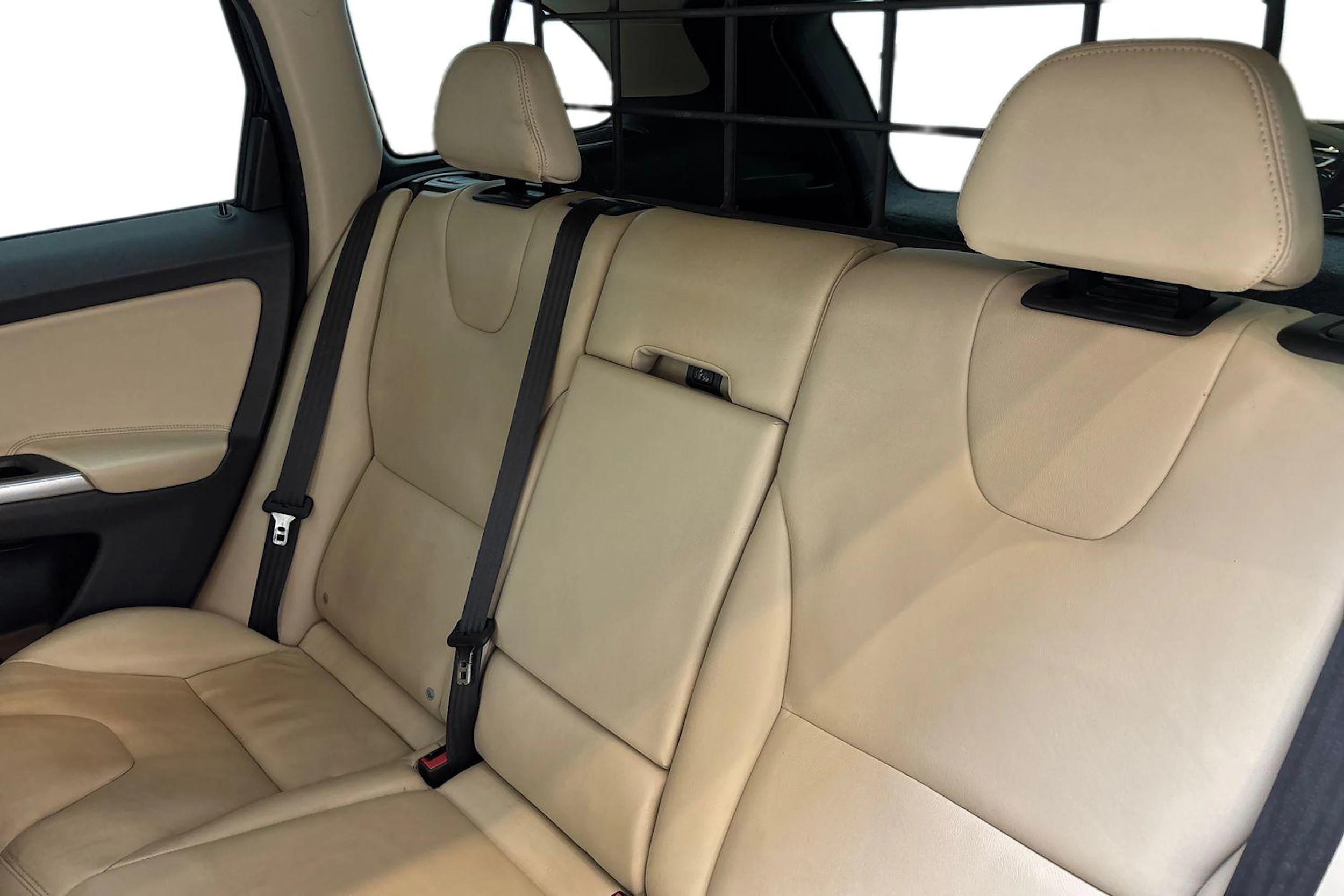 harmaa Volvo XC60 2014 kuva 8.