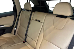 harmaa Volvo XC60 2014 kuva 8.
