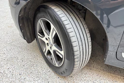 harmaa Volvo XC60 2014 kuva 10.