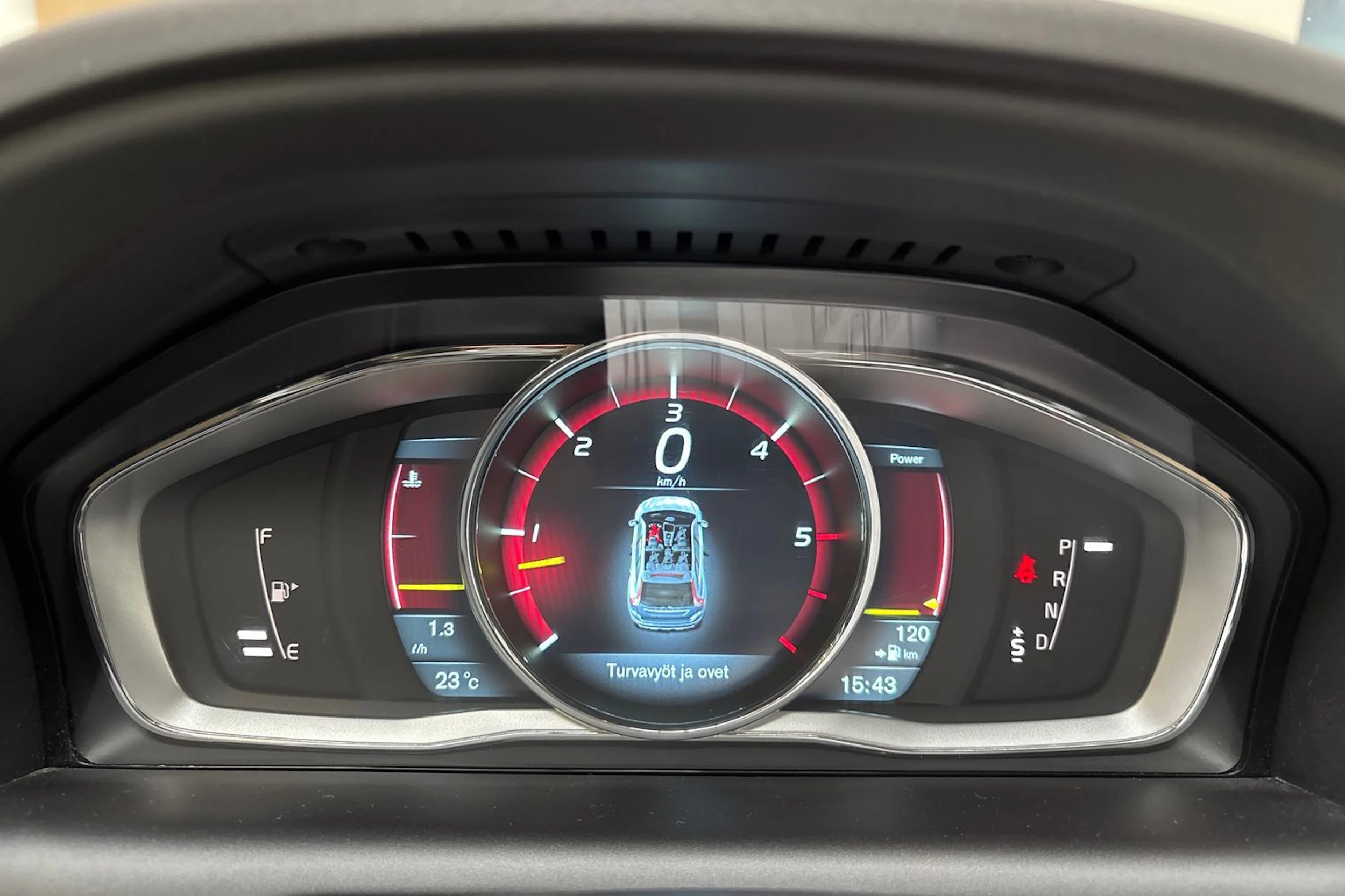 harmaa Volvo XC60 2014 kuva 20.