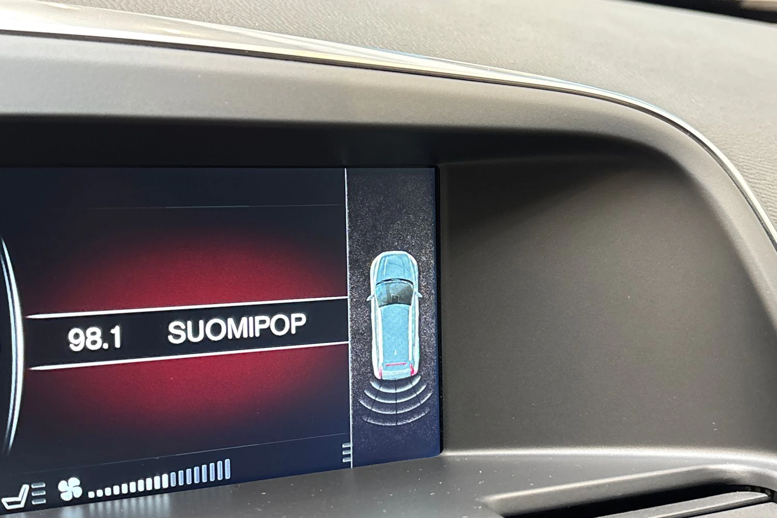 harmaa Volvo XC60 2014 kuva 22.