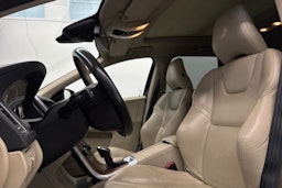 harmaa Volvo XC60 2014 kuva 12.