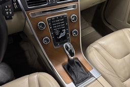 harmaa Volvo XC60 2014 kuva 20.