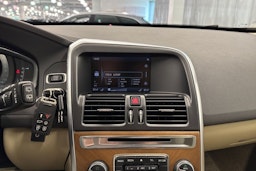 harmaa Volvo XC60 2014 kuva 21.