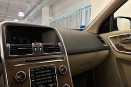 harmaa Volvo XC60 2014 kuva 24.