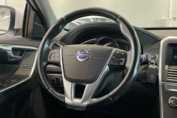 valkoinen Volvo XC60 2014 kuva 13.