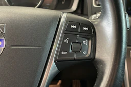 valkoinen Volvo XC60 2014 kuva 15.
