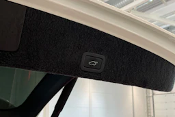 valkoinen Volvo XC60 2014 kuva 27.