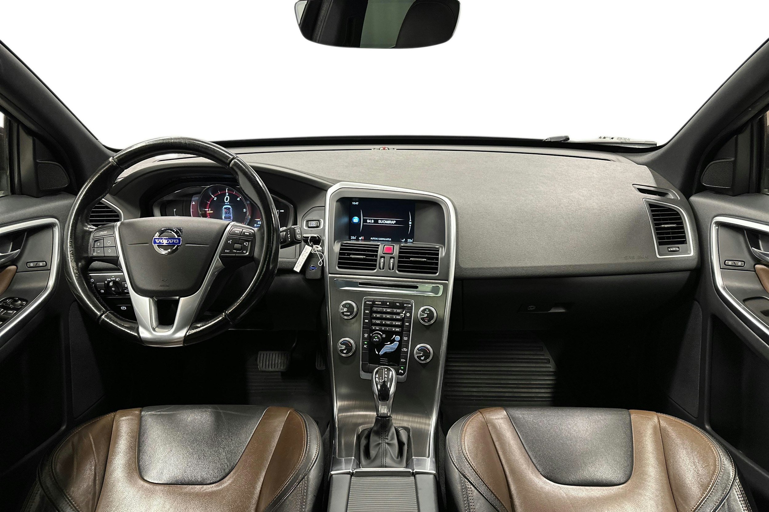 sininen Volvo XC60 2015 kuva 9.