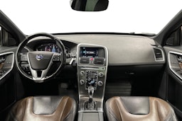 sininen Volvo XC60 2015 kuva 9.