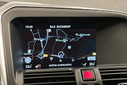 sininen Volvo XC60 2015 kuva 22.