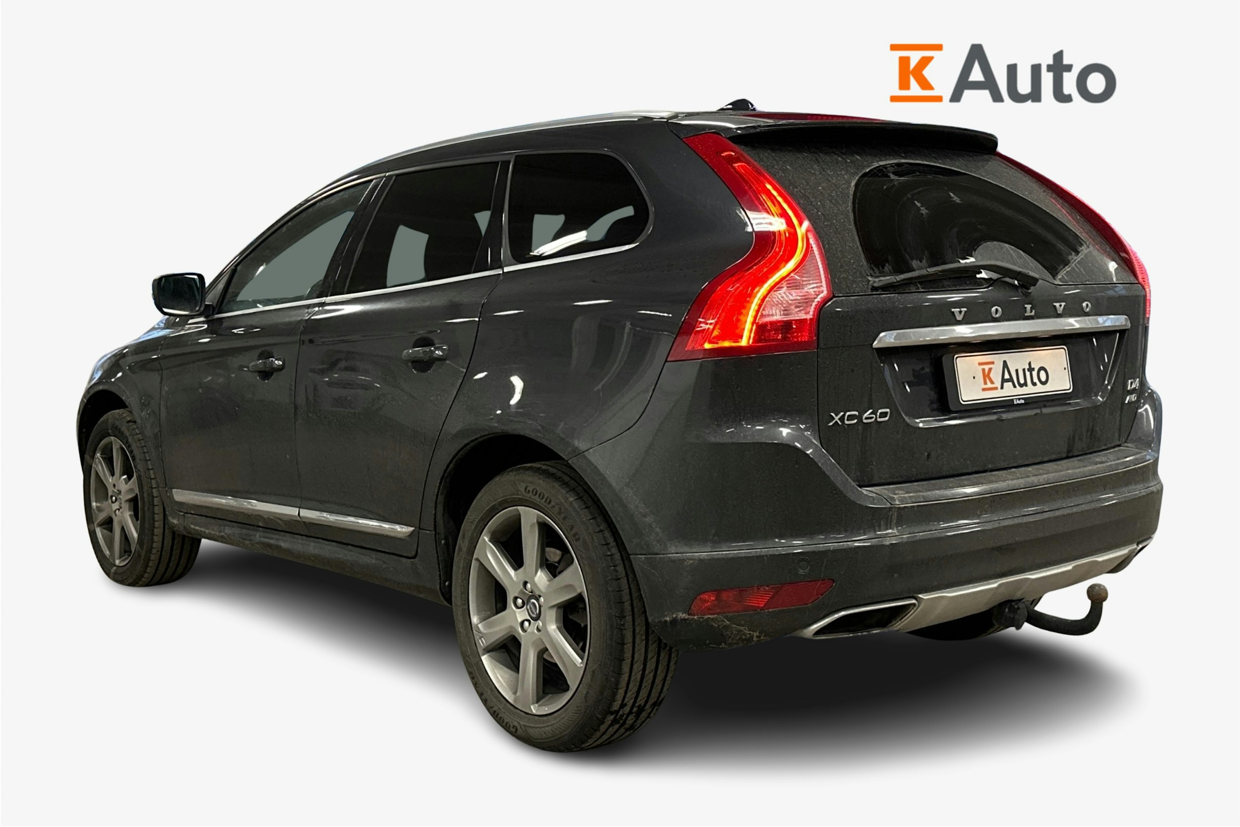 harmaa Volvo XC60 2015 kuva 2.