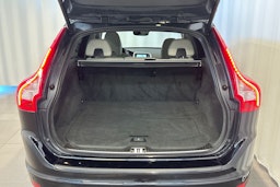 musta Volvo XC60 2015 kuva 14.