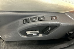 musta Volvo XC60 2015 kuva 17.