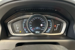 musta Volvo XC60 2015 kuva 21.