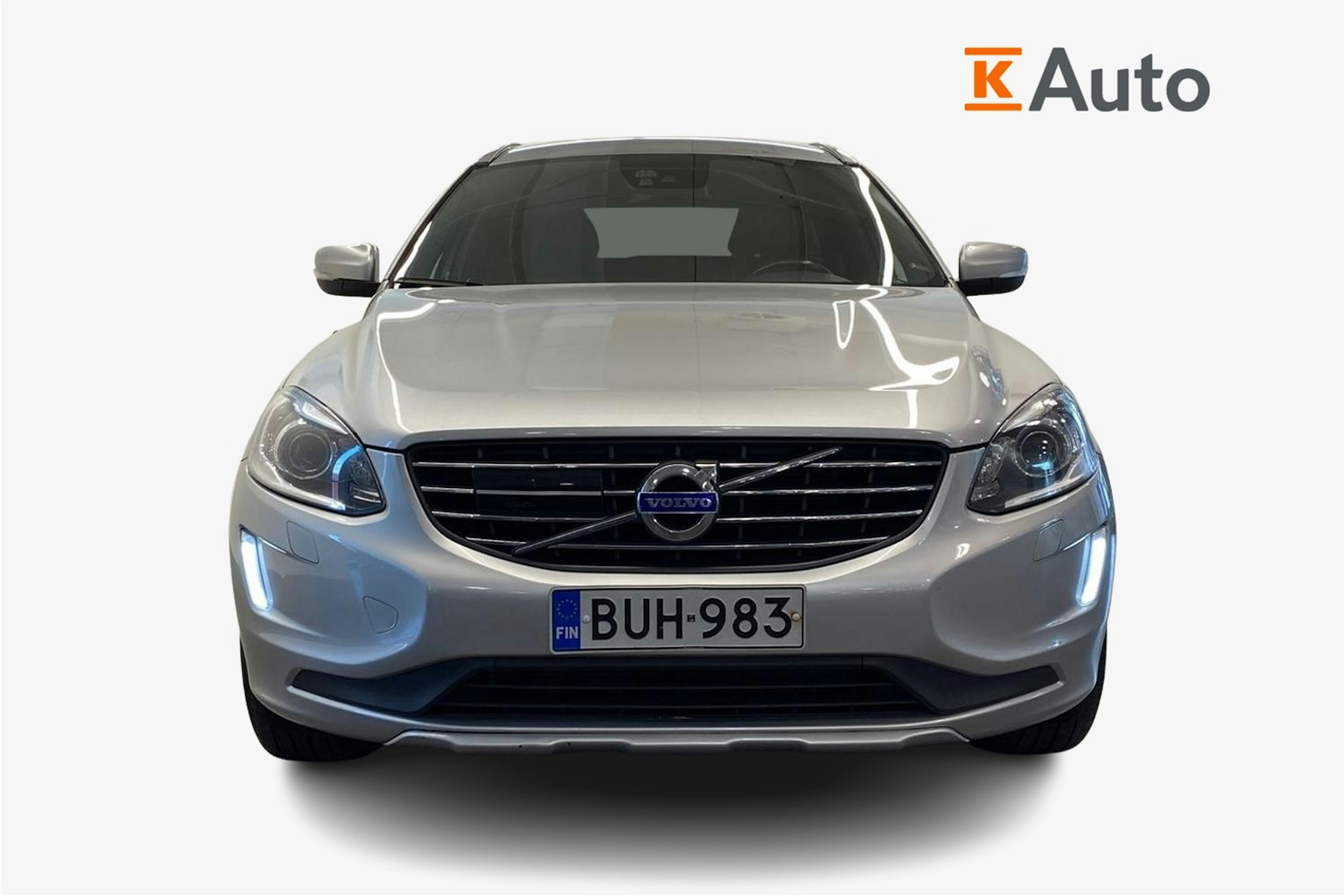 Harmaa Volvo XC60 2015 kuva 5.